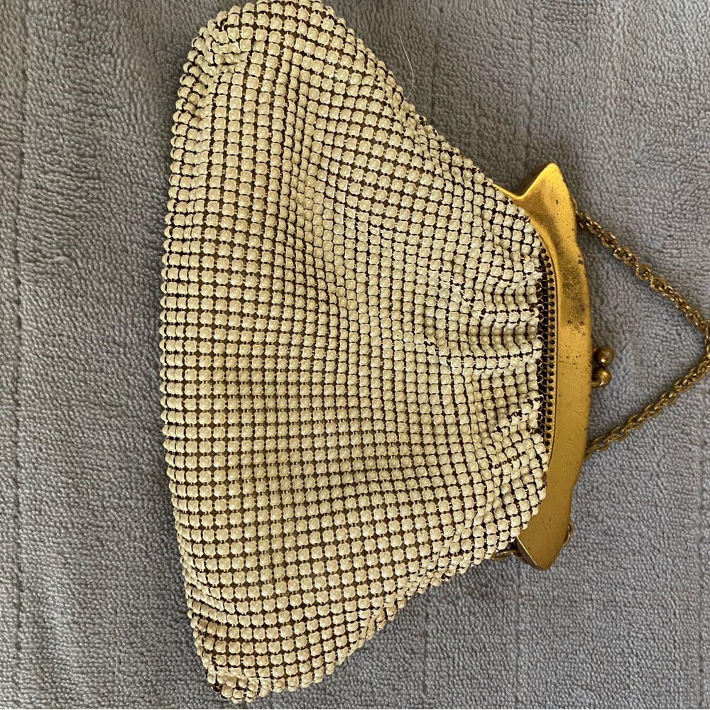 Vintage Women's Cream Mesh Evening Bag with Gold Frame